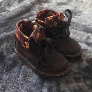 Dr Martens infant/toddler size 4